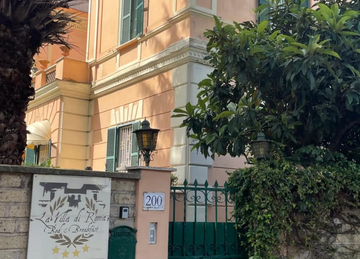 La Villa Di Roma Italy